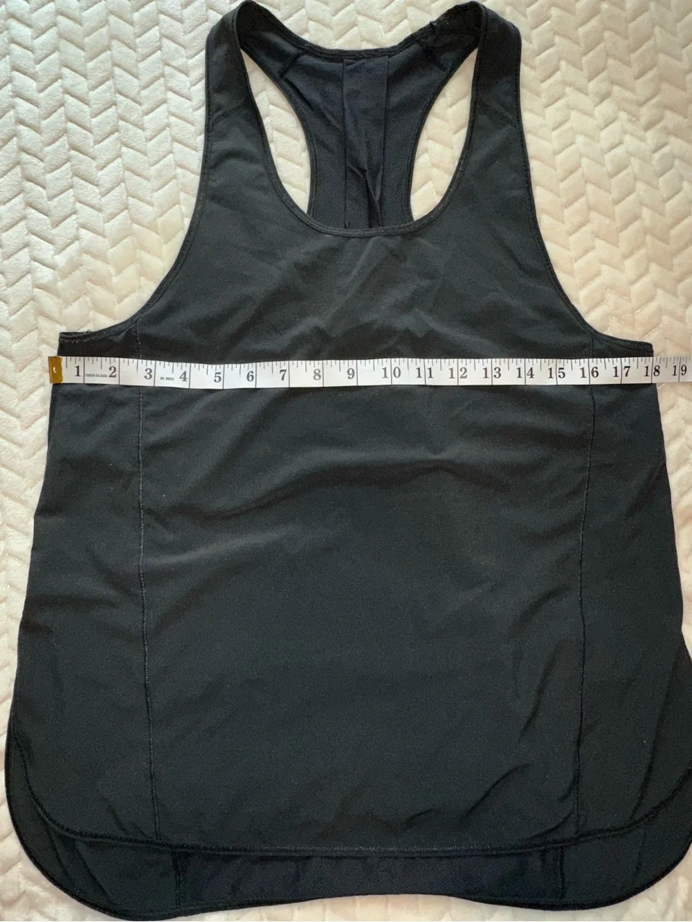Lululemon Tank Top Black PTP 18” Size 4